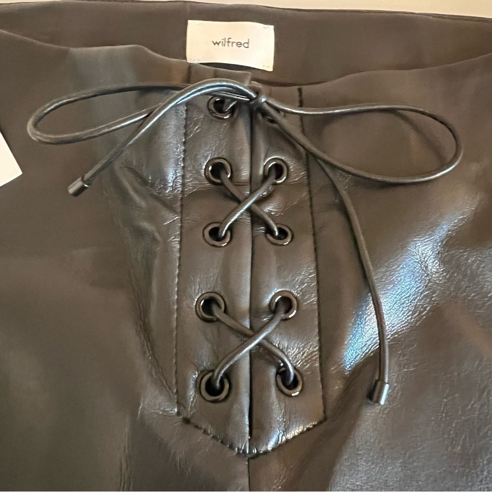 WILFRED Elementary Vegan Leather High-Waisted Lace-Up Pants Black Aritzia Nwt - Picture 6 of 13